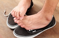 When to See a Podiatrist About Itchy Feet